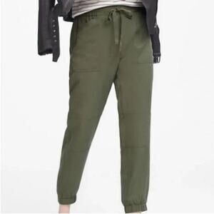 Banana Republic Utility Jogger Green Lyocell Size Medium Casual Pant